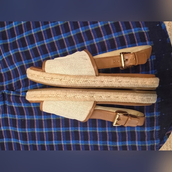 Michael Kors Women’s Royce Slide Sandals MK Logo Signature 7M No Box. - Picture 7 of 9